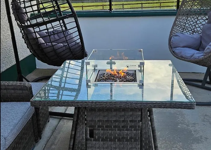 Donegal Town, Revlin Shore And Bank Walk 民宿